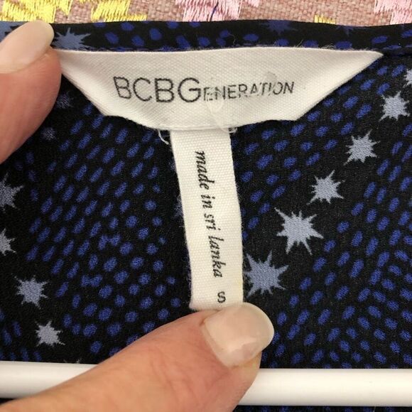 BCBGeneration Womens Star Print Long Sleeve Blouse Top Navy Blue Black Small - Picture 6 of 7